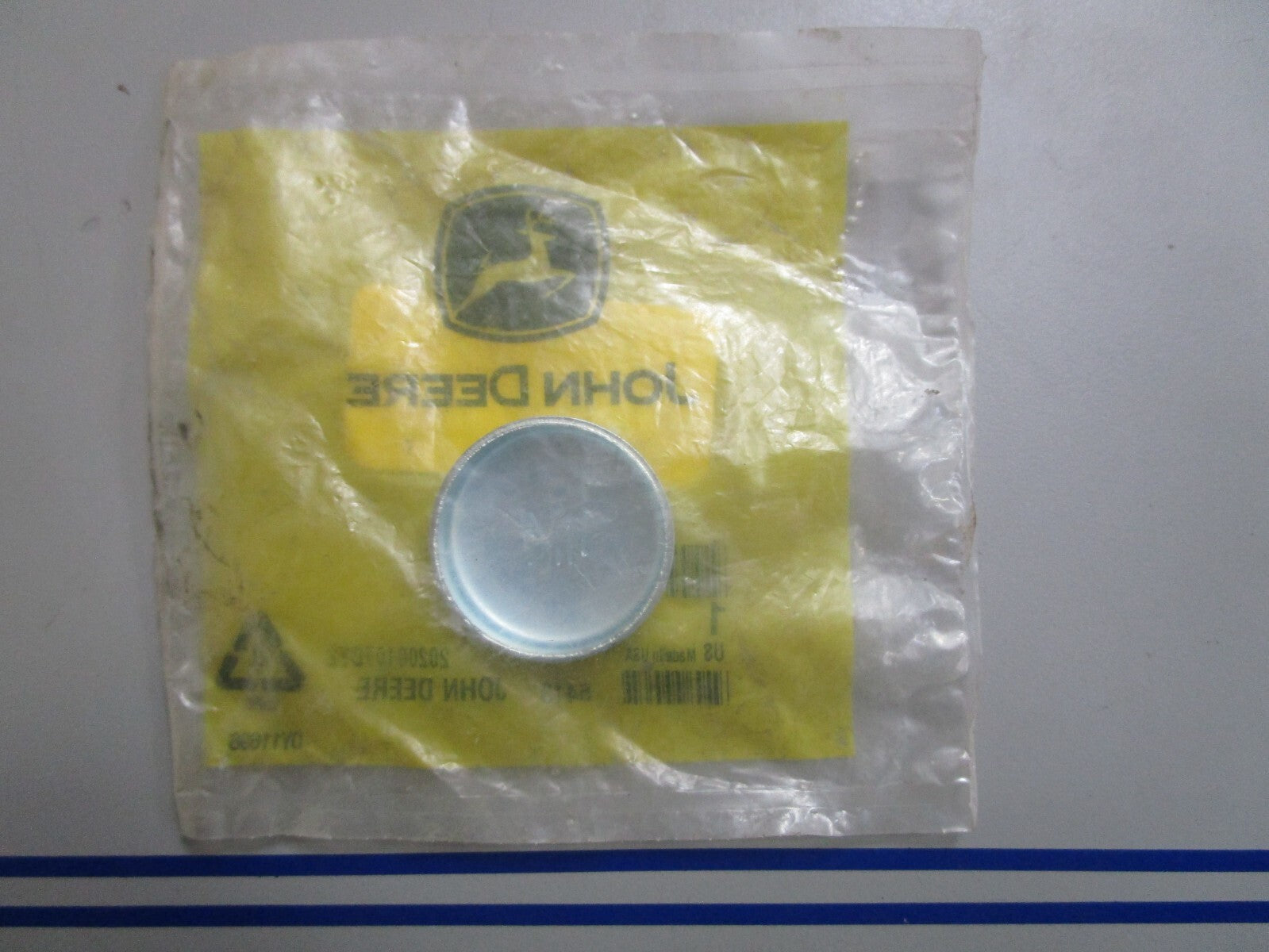 *NEW OEM* 0770 John Deere Freeze Plug R116466