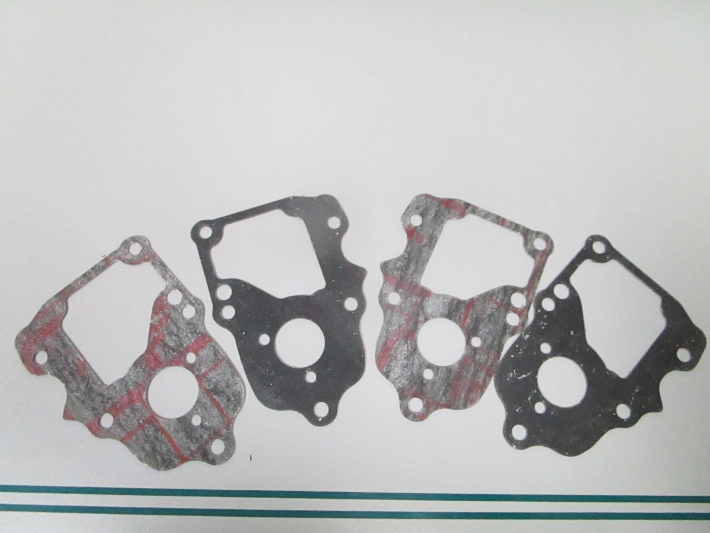 NEW OEM (LOT OF 4) 312946 0312946 OMC Johnson Evinrude Mounting Gasket 0810