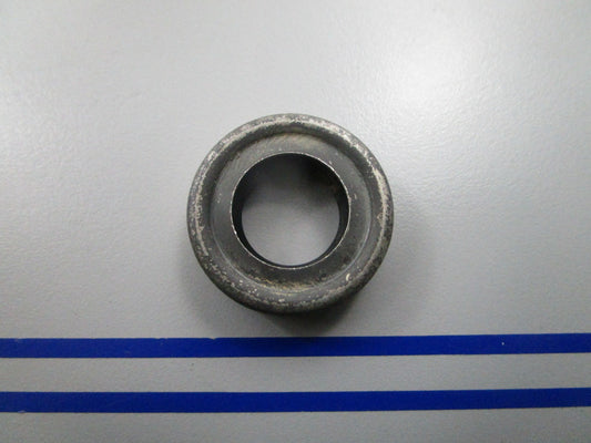 NEW OEM 313284 0313284 OMC Johnson Evinrude Oil Seal 0810