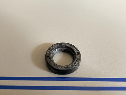 *NEW OEM* 0810 Mercury Quicksilver Seal 26-33467