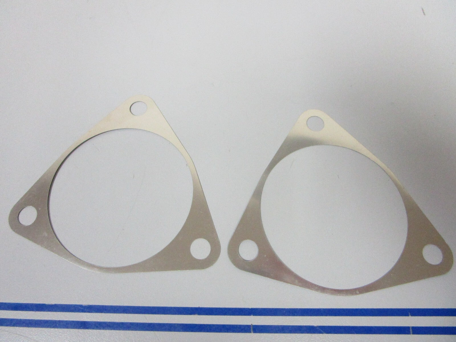 *NEW OEM* (LOT OF 2) 0810 OMC Johnson Evinrude .007 Shim 908007 0908007