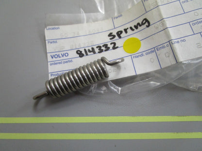 *NEW OEM* 0810 Volvo Penta Spring 814332