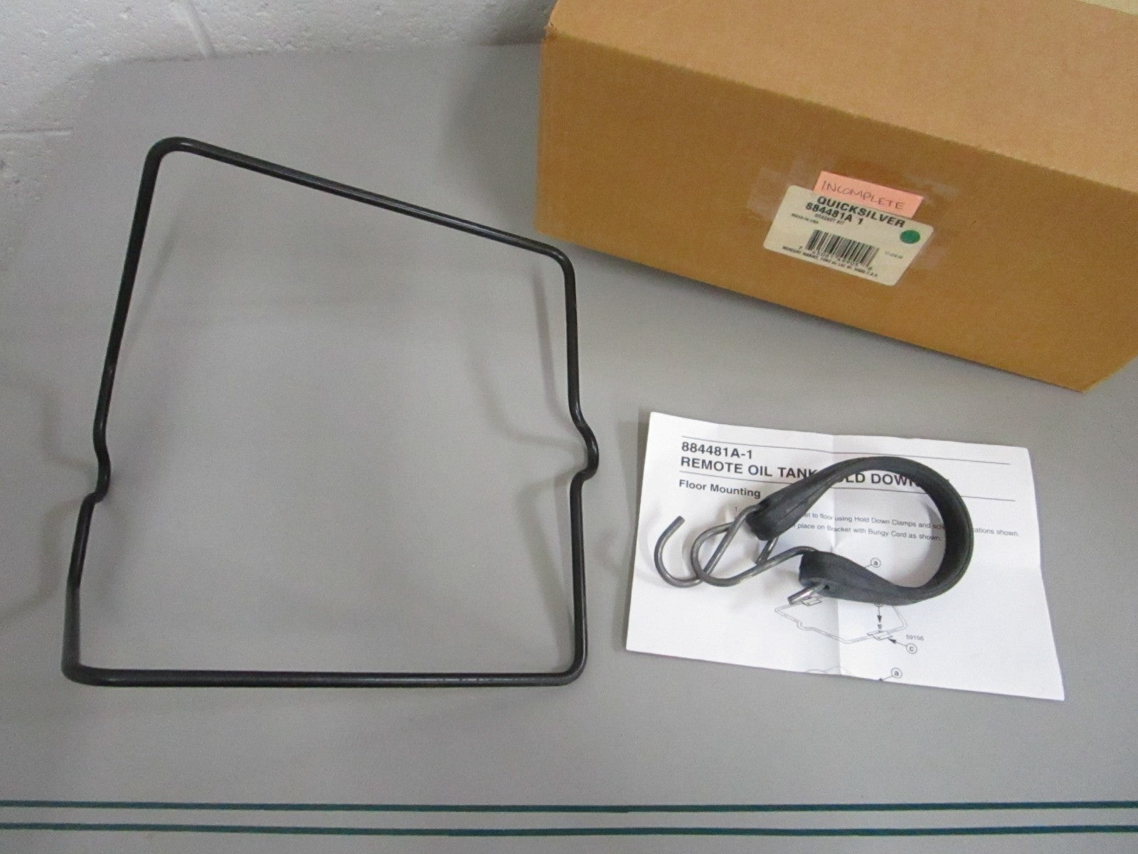 NEW OEM 884481A1 Mercury Quicksilver Bracket Kit 0820