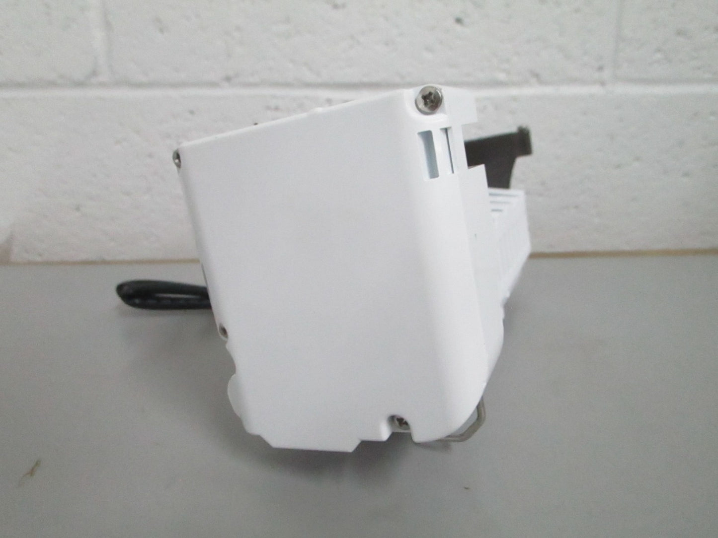 *NEW OEM* 0820 LG Ice Maker Assy AEQ73209906