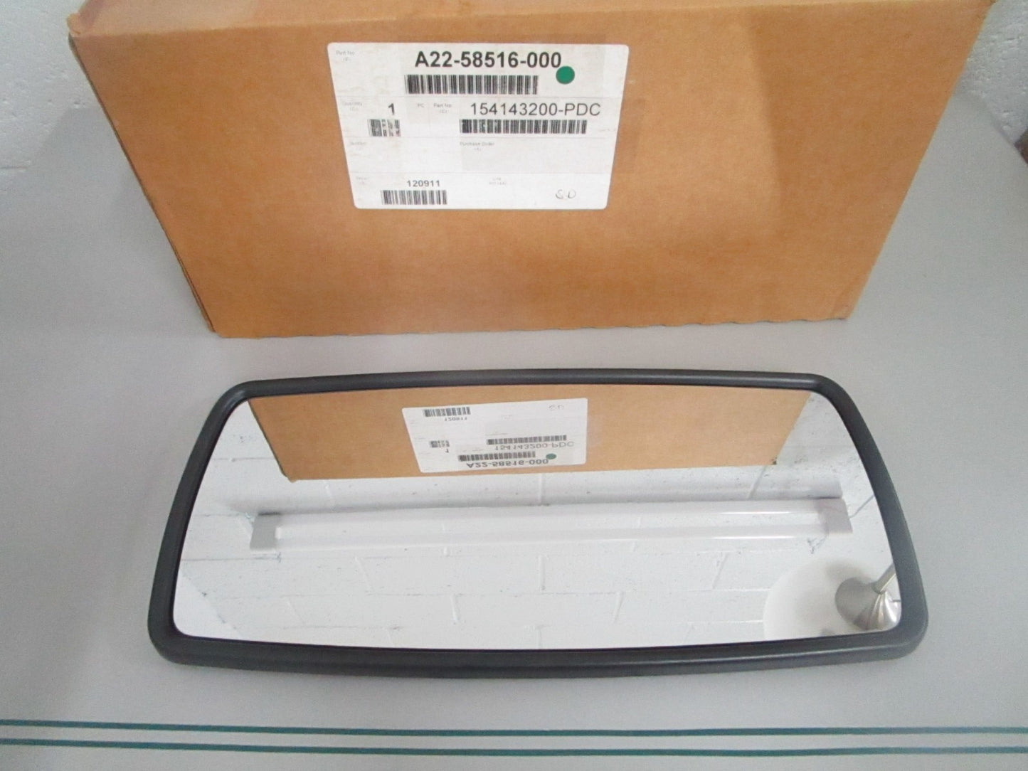 Freightliner A22-58516-000 Mirror Carrier Assembly Main LH Door NEW OEM 0820