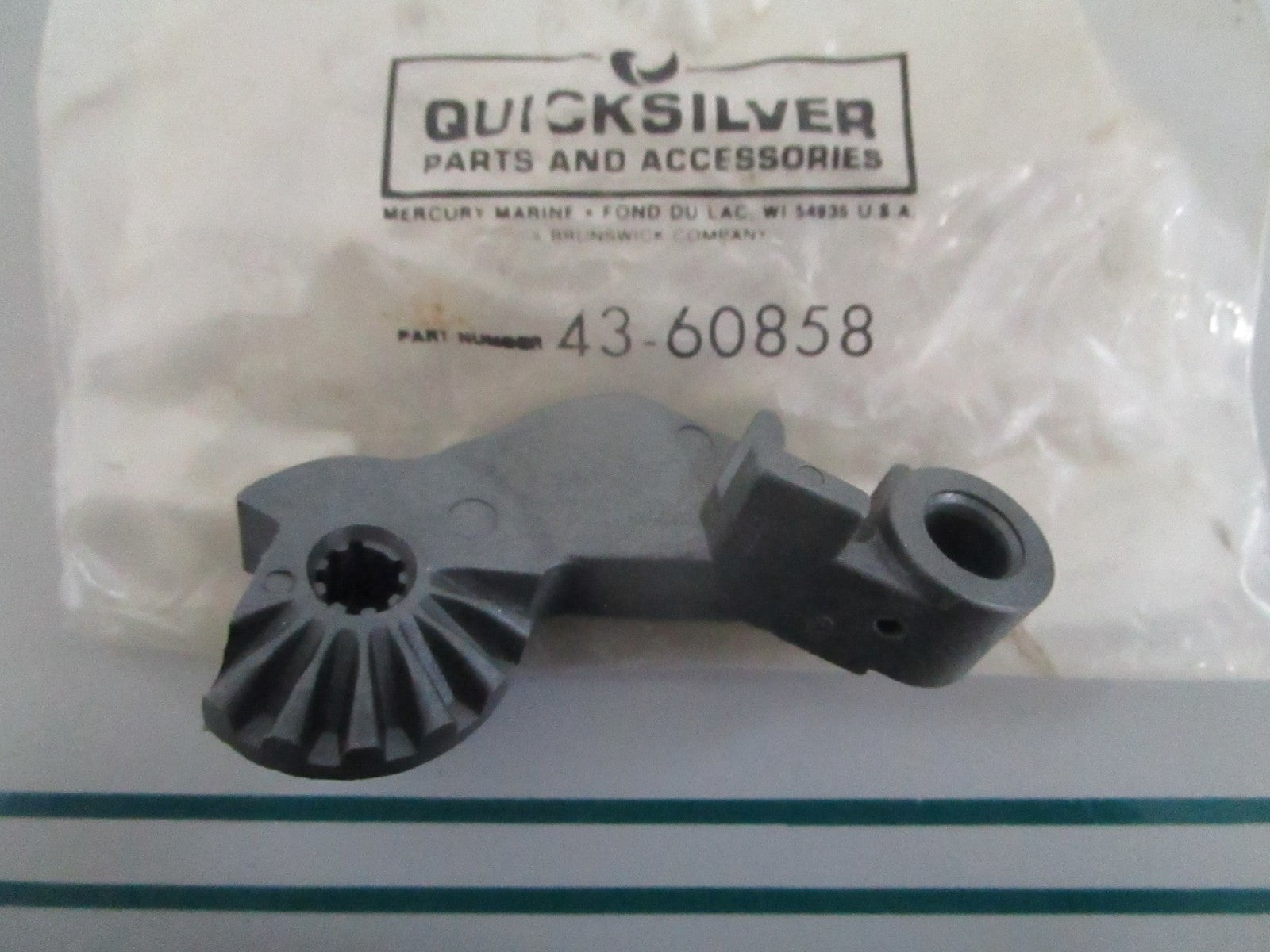 NEW OEM 43-60858 Mercury Quicksilver Throttle Gear Control 0820