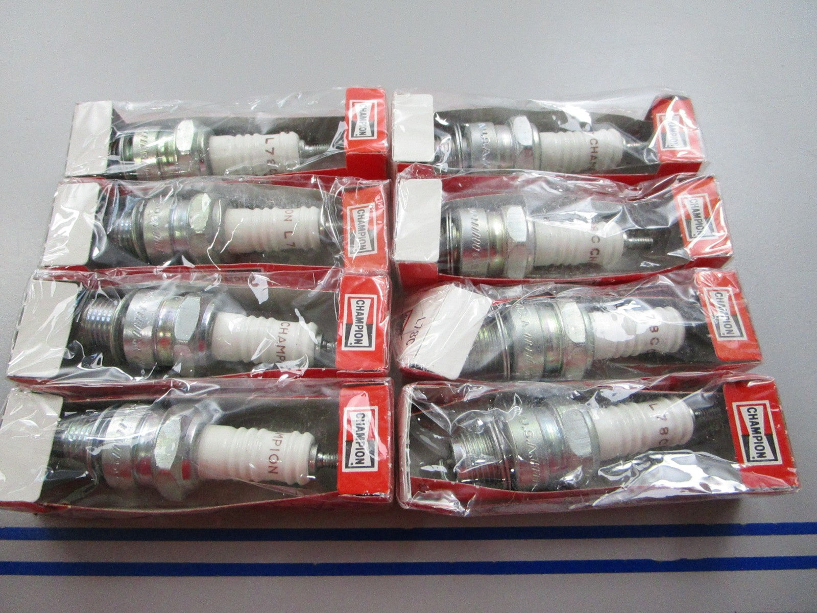 NEW (LOT OF 8) L78C Champion Spark Plug 0810
