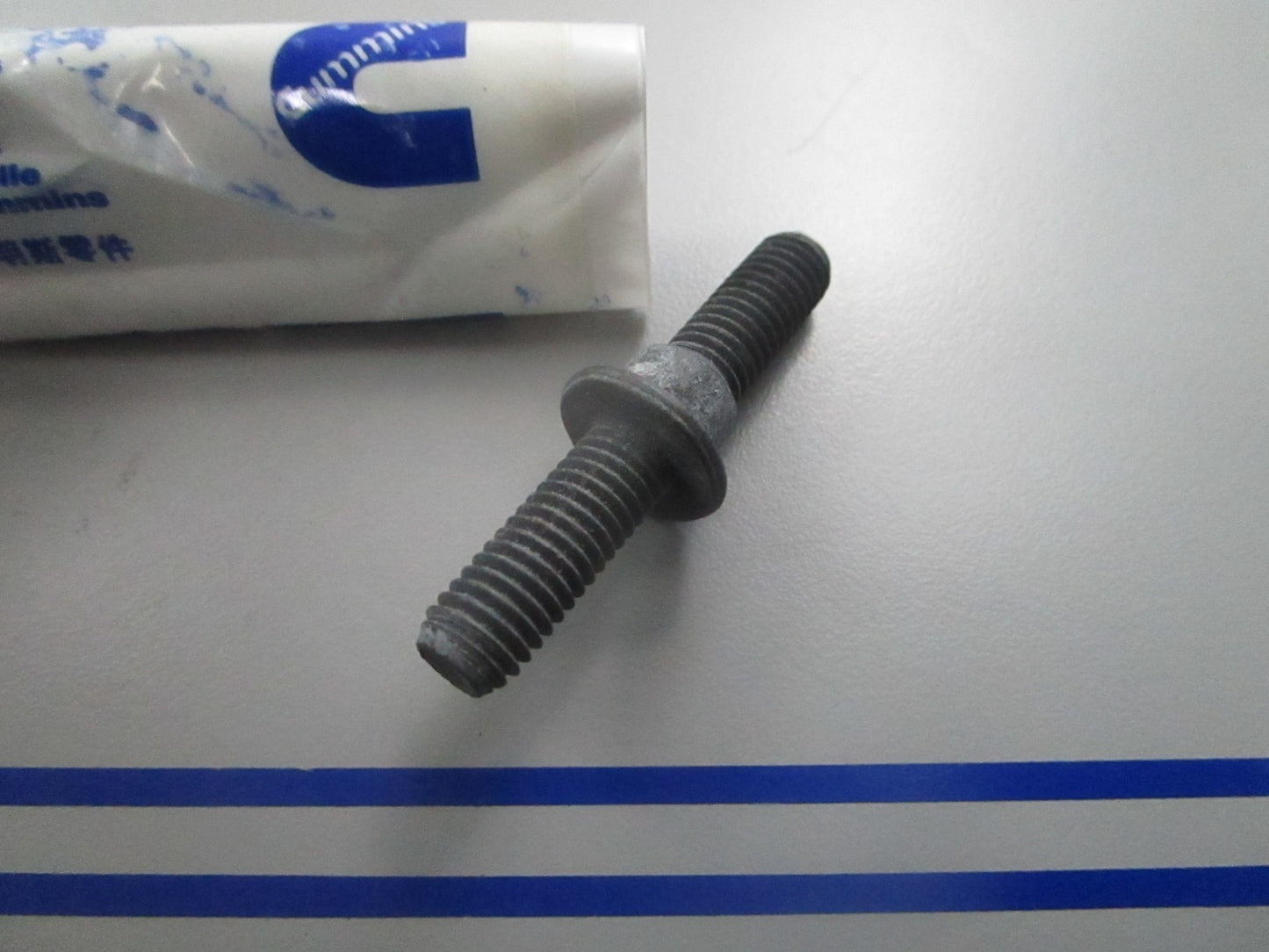 *NEW OEM* 0810 Cummins Screw 3941976