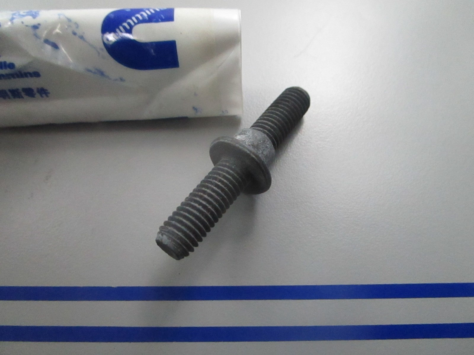 *NEW OEM* 0810 Cummins Screw 3941976