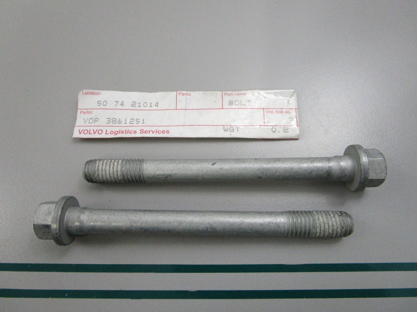 NEW OEM (LOT OF 2) 3861251 Volvo Penta Bolt 0810