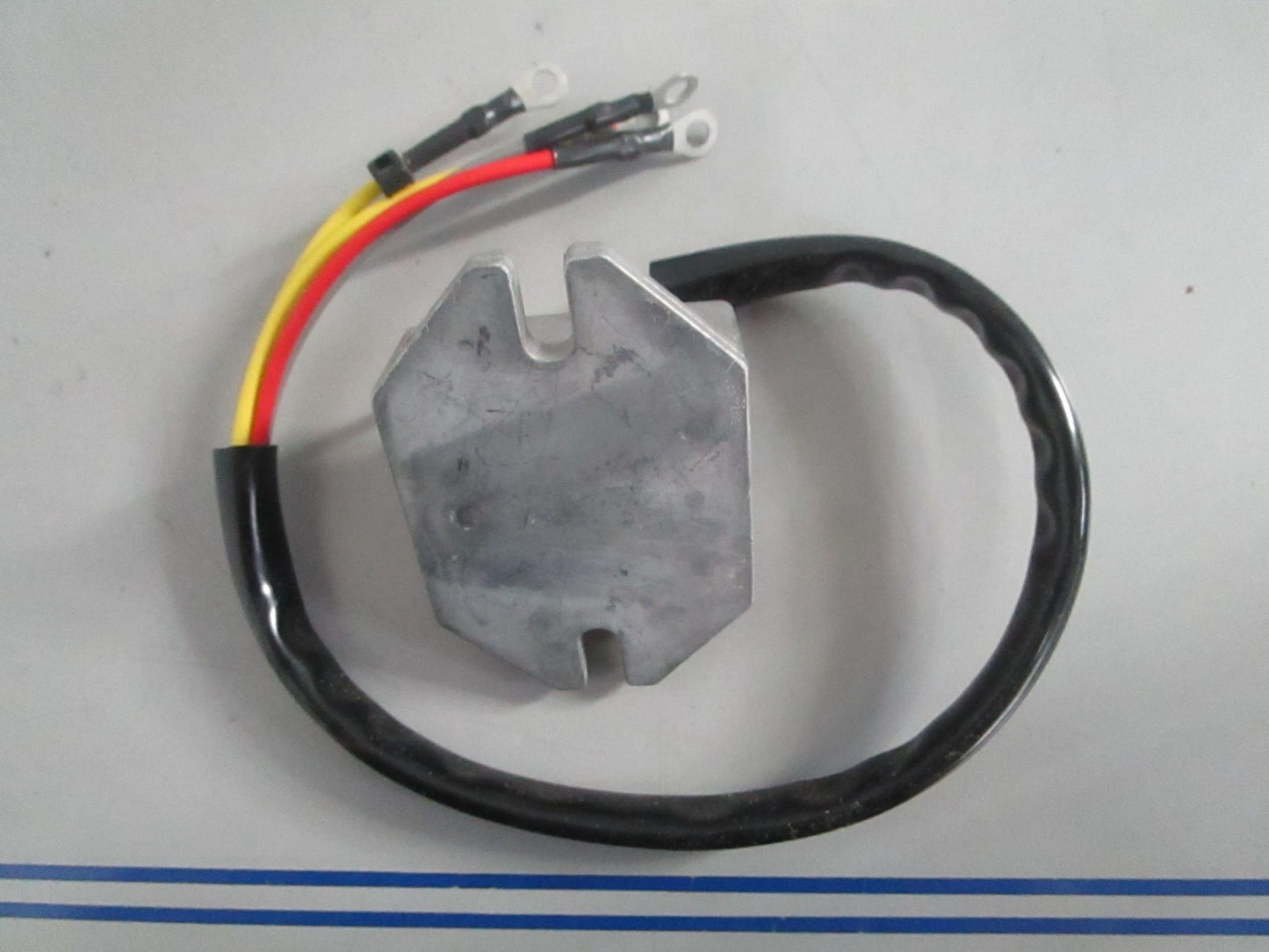 NEW OEM 830179A2 Mercury Quicksilver Voltage Regulator 0820