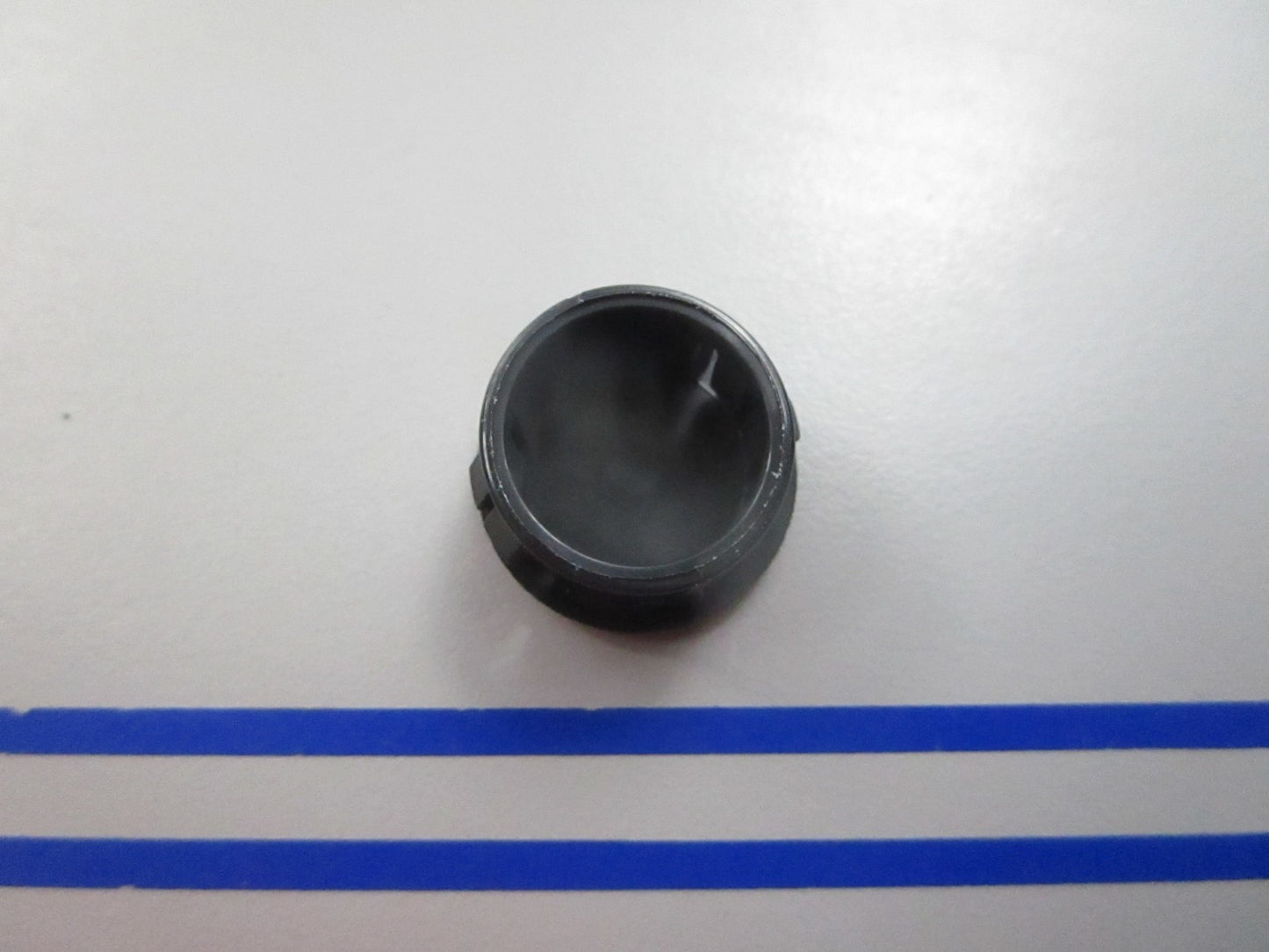 NEW OEM 336347 0336347 OMC Johnson Evinrude Plug 0810