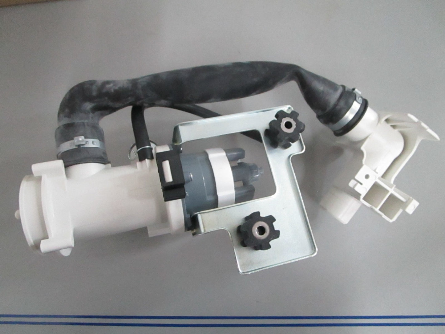 *NEW* 0820 Supco Washer Pump LP1700A Replaces: DC96-01700A
