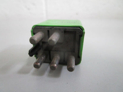 NEW OEM 1268202026 Mercedes-Benz Relay 0820