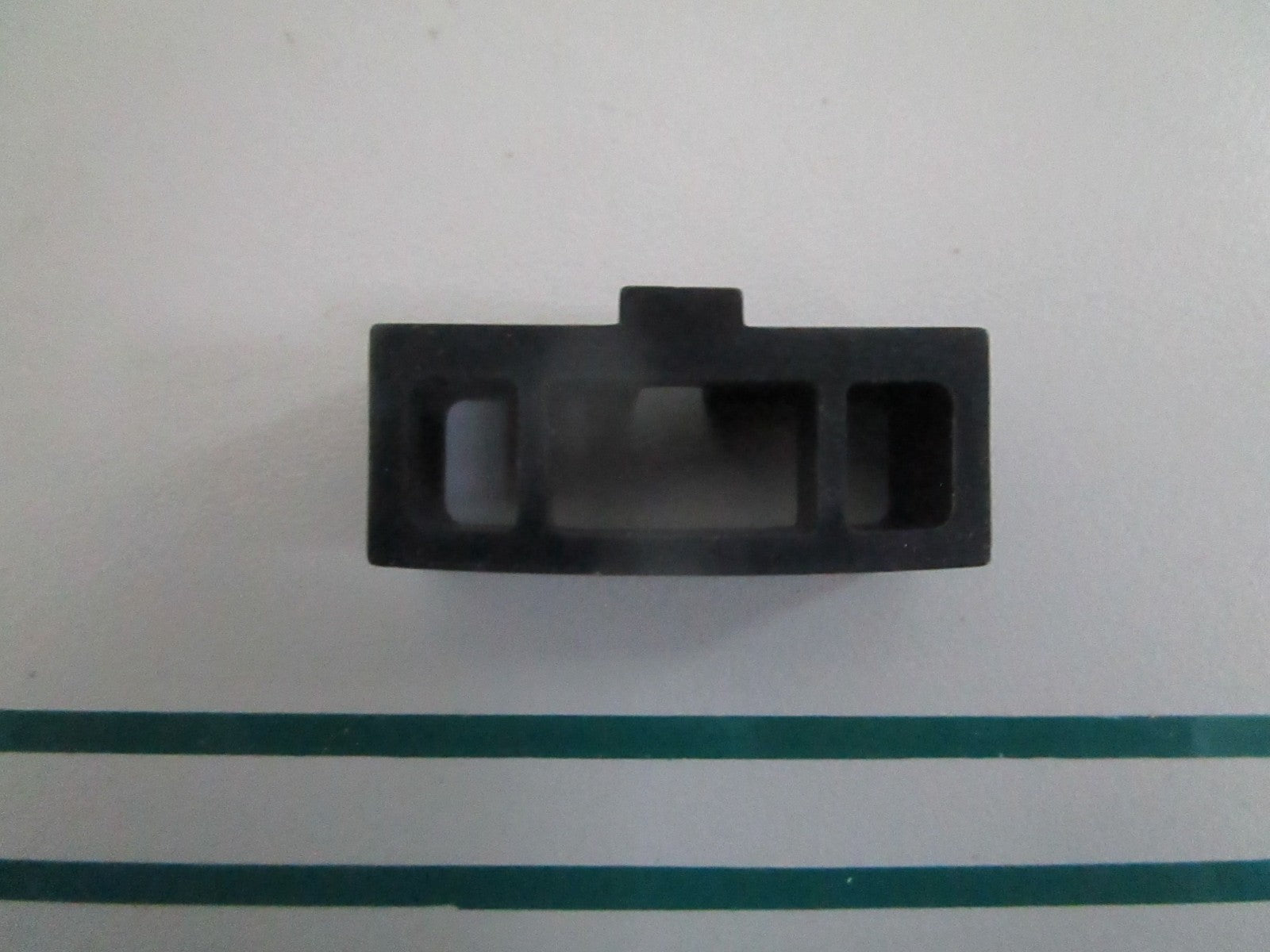 NEW OEM 335951 0335951 OMC Johnson Evinrude Anchor 0820