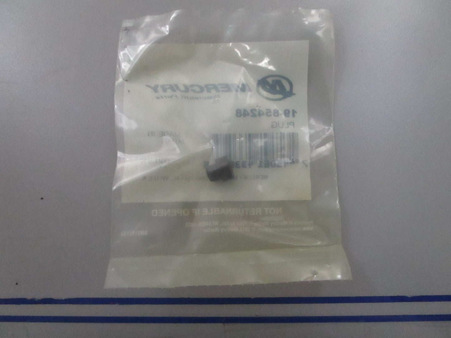 *NEW OEM* 0810 Mercury Quicksilver Plug 19-854248