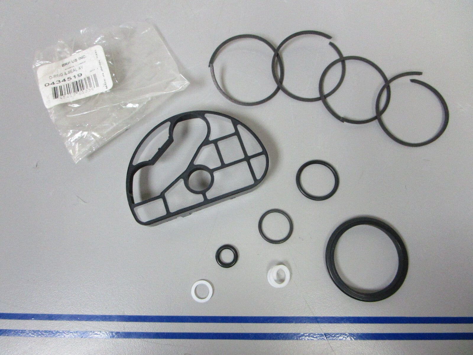 *NEW OEM* 0720 OMC Johnson Evinrude *Incomplete* Rebuild Kit 434519 0434519