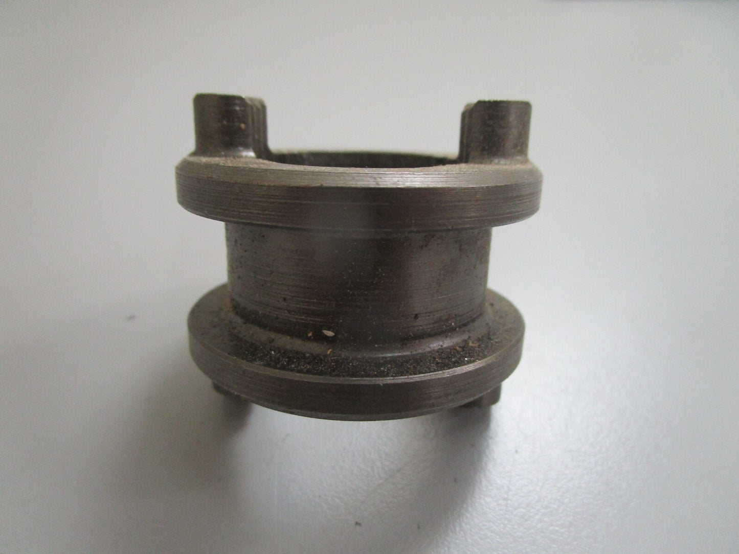 *NEW OEM* 0810 OMC Johnson Evinrude Clutch Dog 312054 0312054