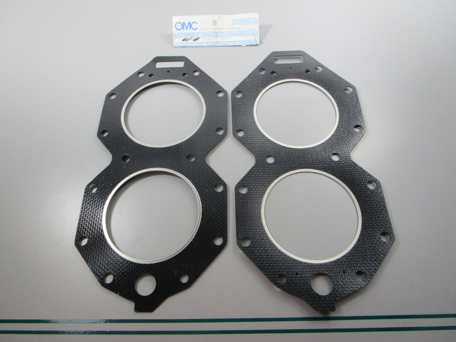 NEW OEM (LOT OF 2) 328623 0328623 OMC Johnson Evinrude Gasket 0810