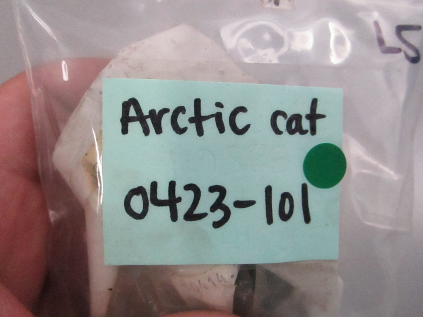 Arctic Cat NEW OEM Body Screw 6MM 0423-101 ATV NOS (LOT OF 5) 0810