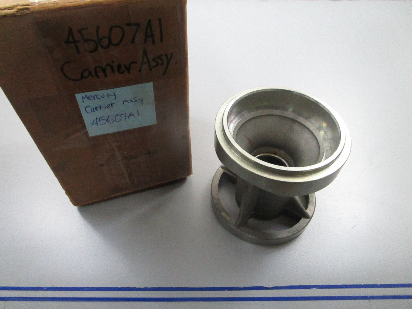 *NEW OEM* 0820 Mercury Quicksilver Carrier Assy 45607A1