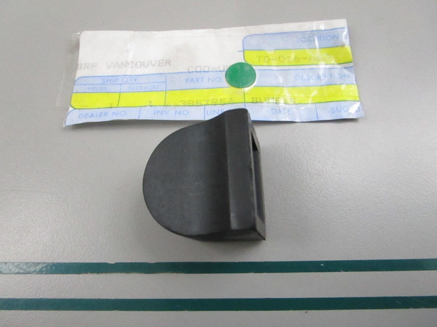 NEW OEM 3857954 OMC Johnson Evinrude Detent Bumper 0810