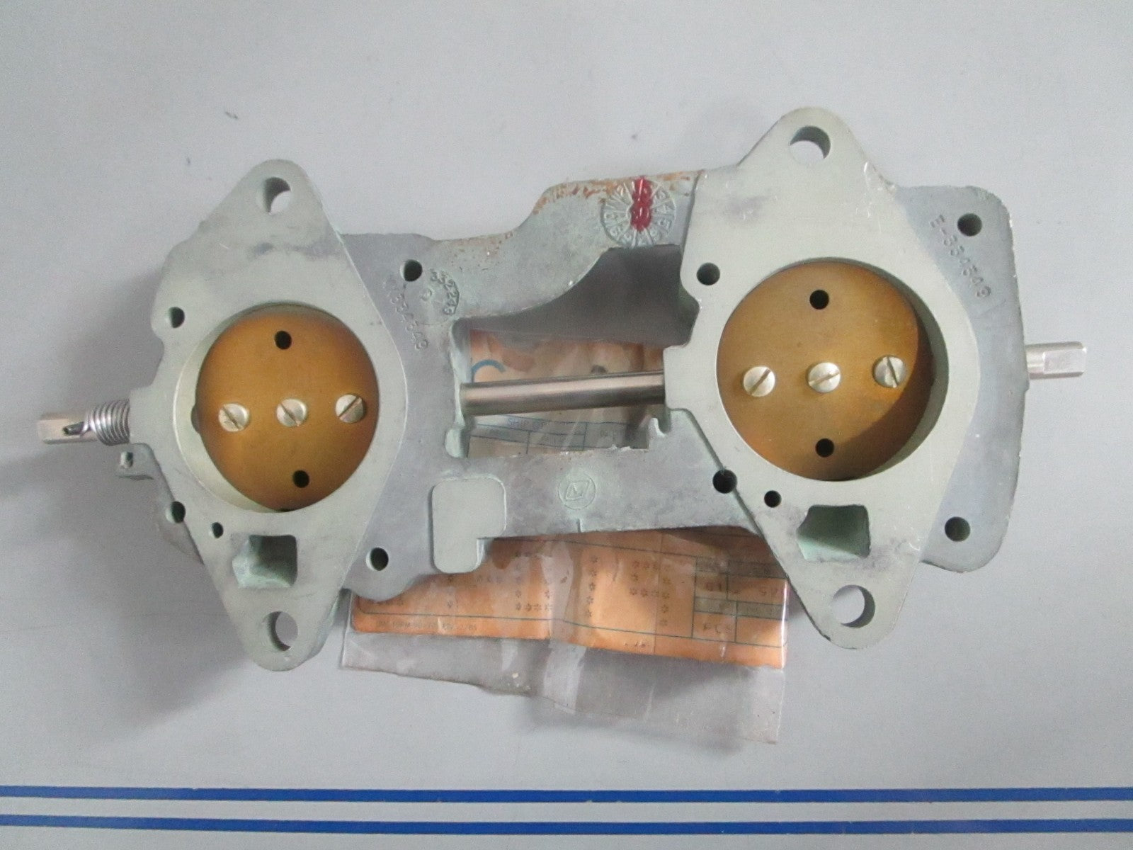NEW OEM 398372 0398372 OMC Johnson Evinrude Throttle Body 0820