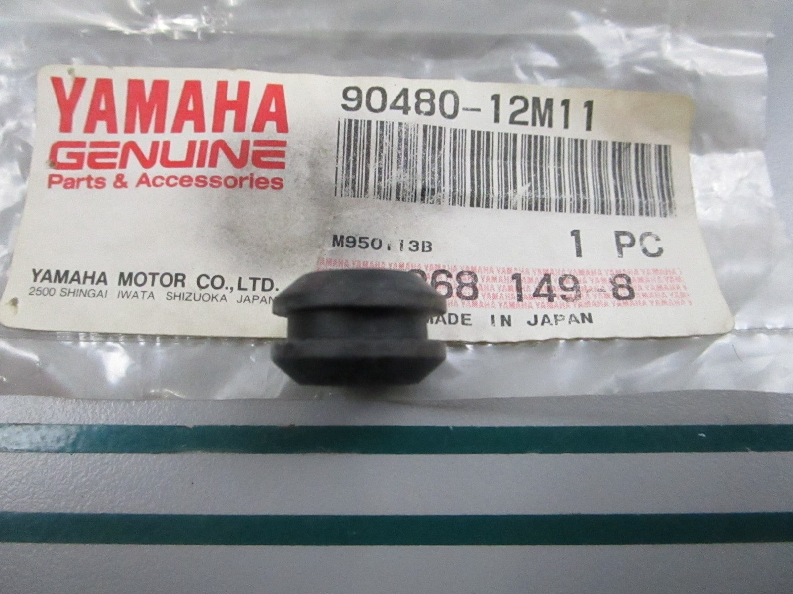 NEW OEM 90480-12M11 Yamaha Grommet 0810