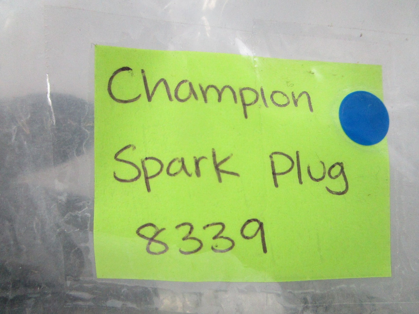 NEW (LOT OF 4) 8339 Champion Spark Plug 0810
