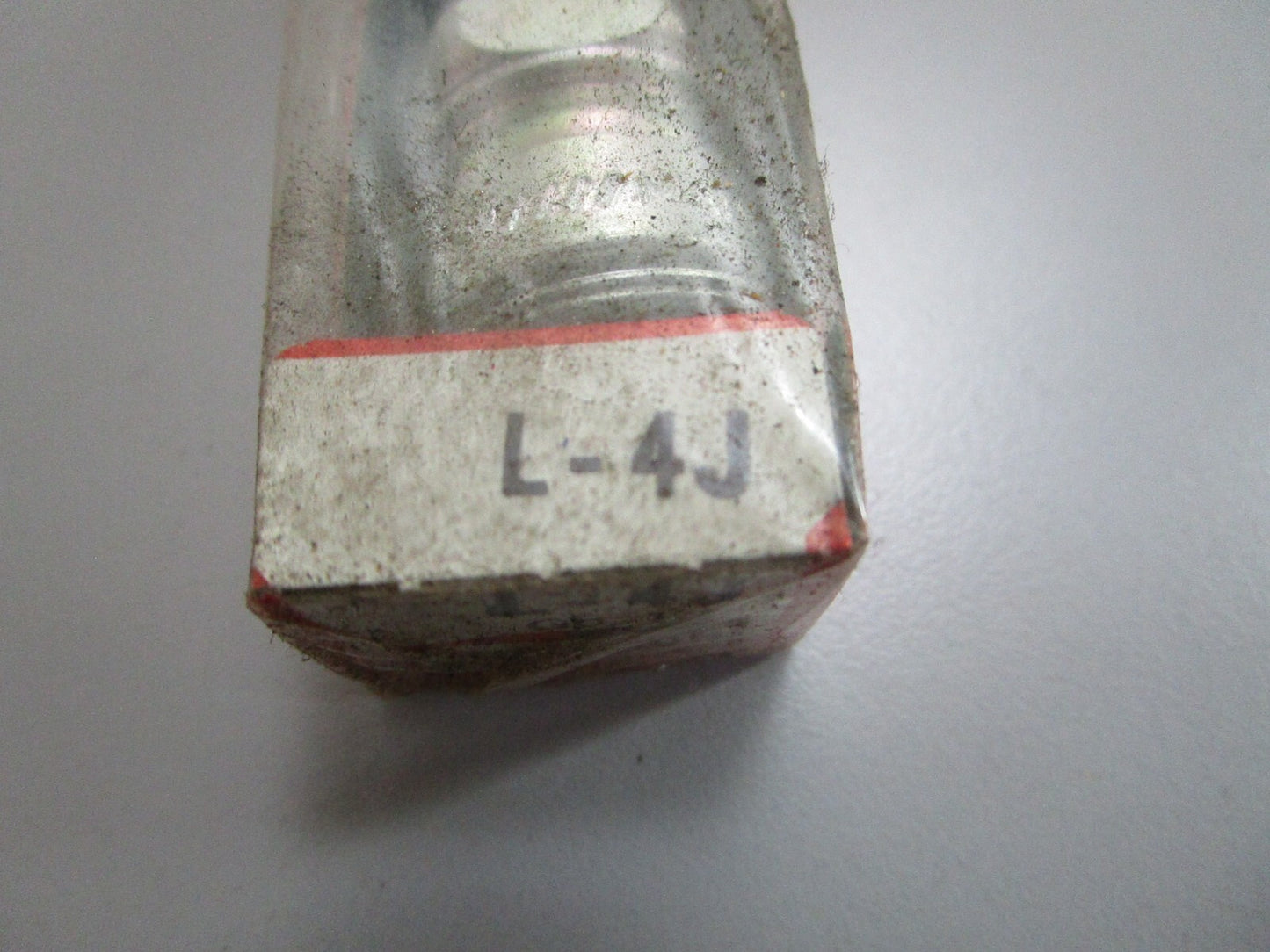 *NEW* 0820 Champion Spark Plug L-4J