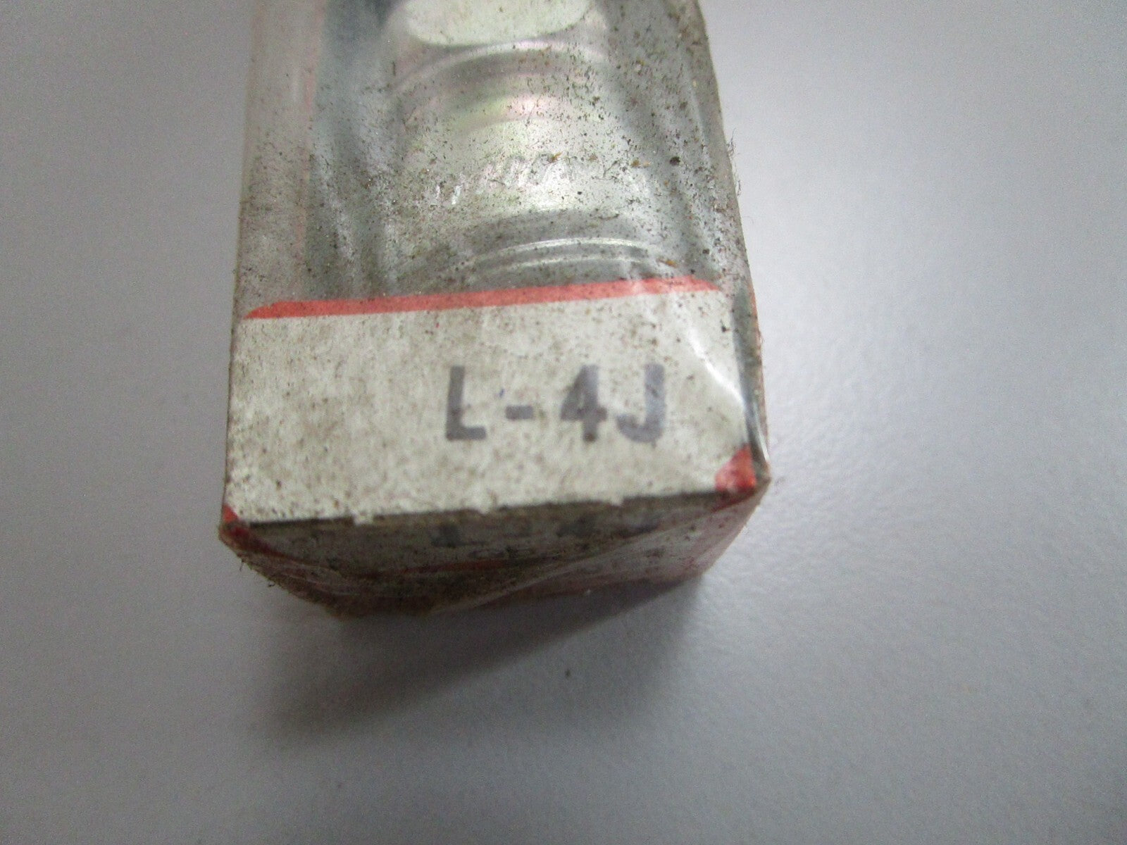 *NEW* 0820 Champion Spark Plug L-4J