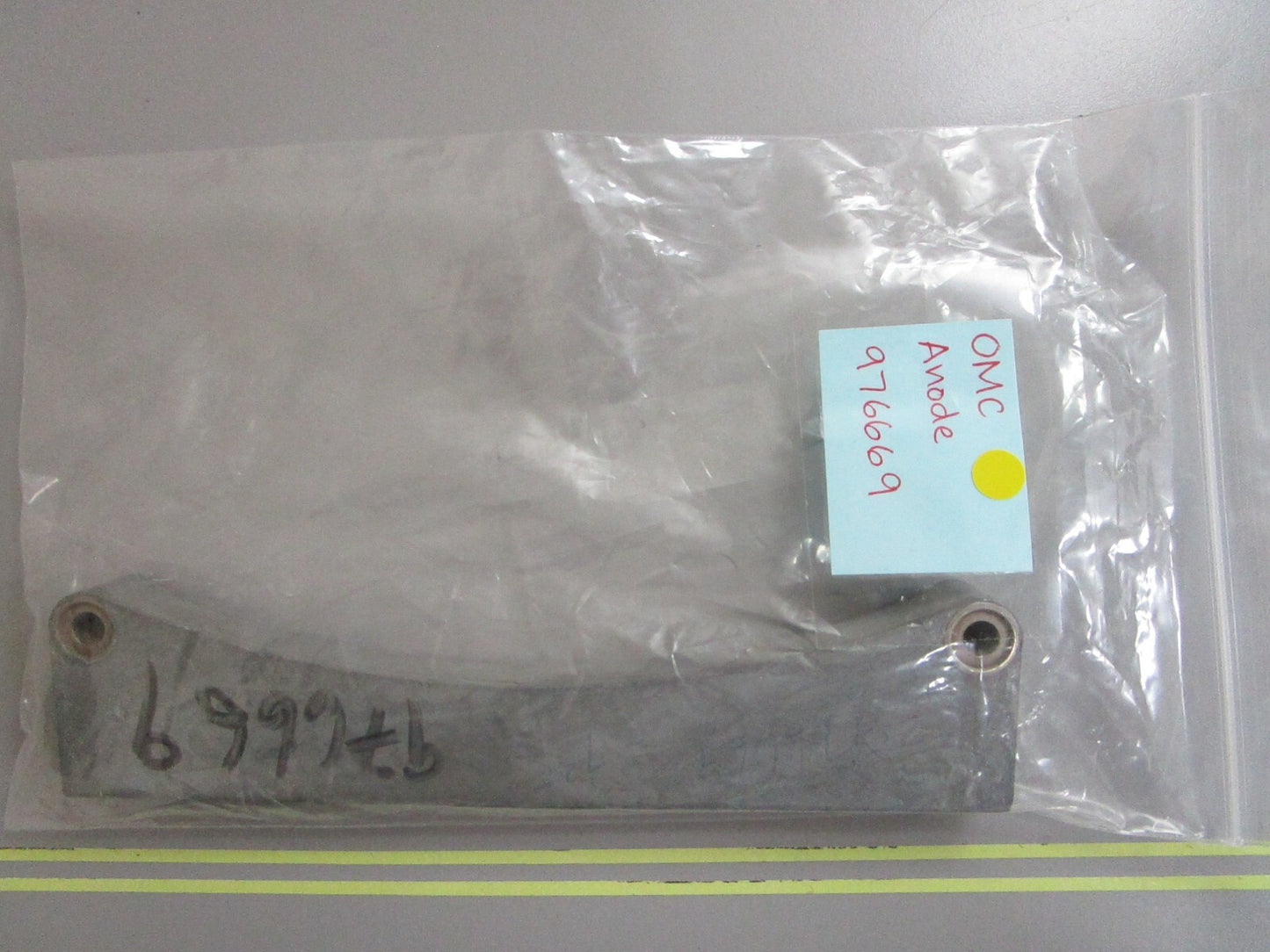 *NEW OEM* 0810 OMC Johnson Evinrude Anode 976669 0976669