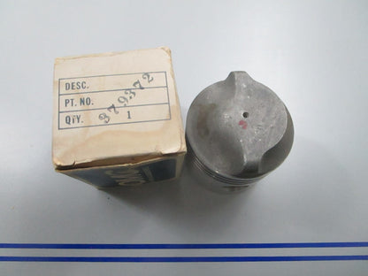 *NEW OEM* 0810 OMC Johnson Evinrude Piston 379372 0379372