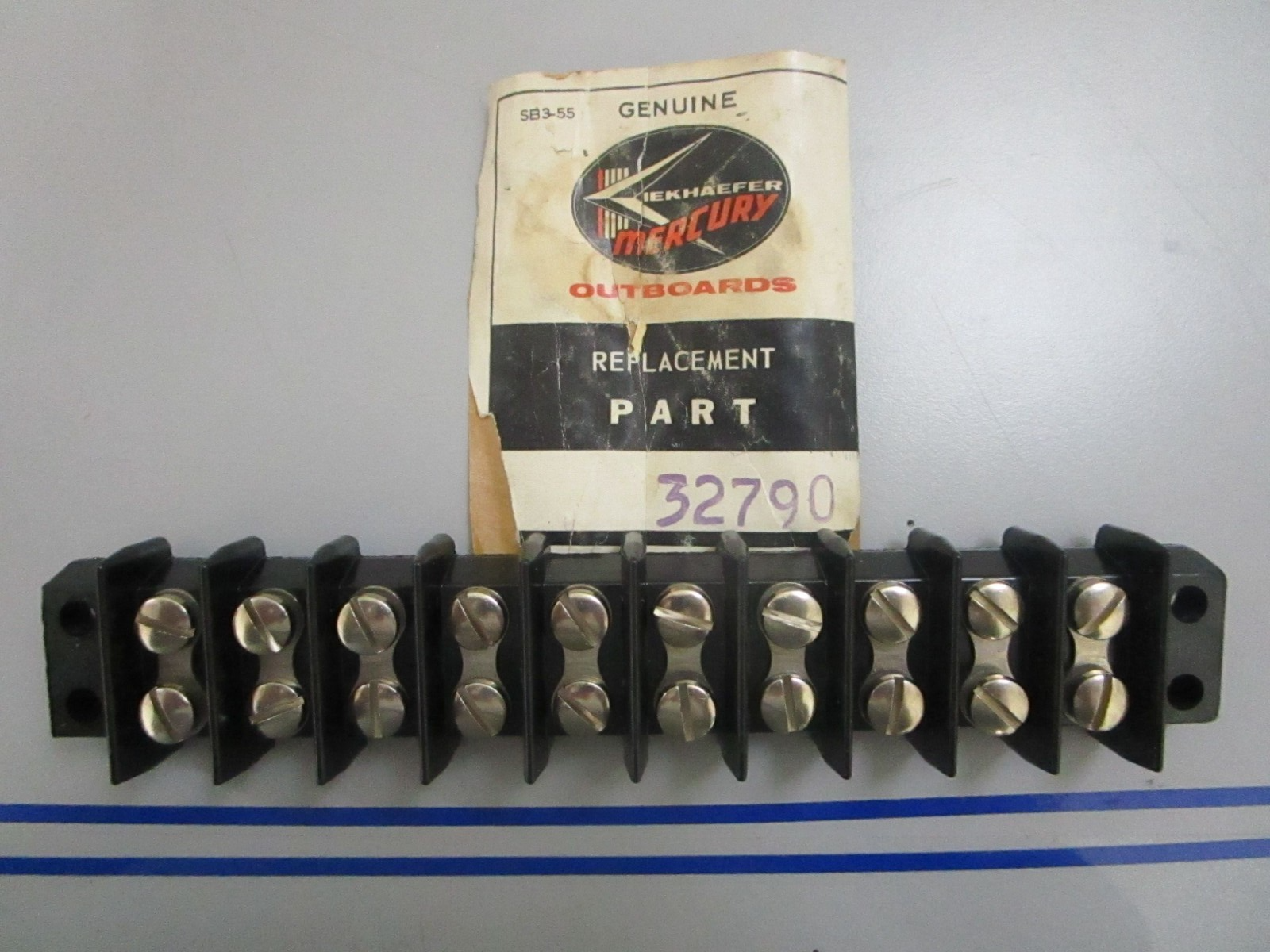 *NEW OEM* 0770 Mercury Quicksilver Mercruiser Terminal Block 32790