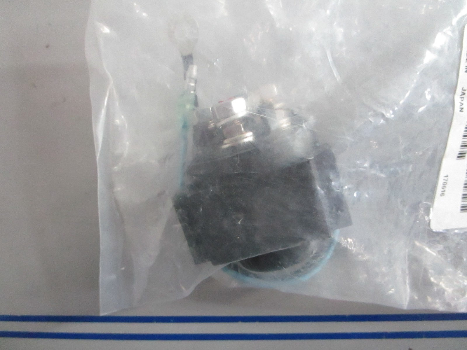 NEW OEM 3C8-72580-0 Tohatsu PTT Solenoid Switch (A) 0820