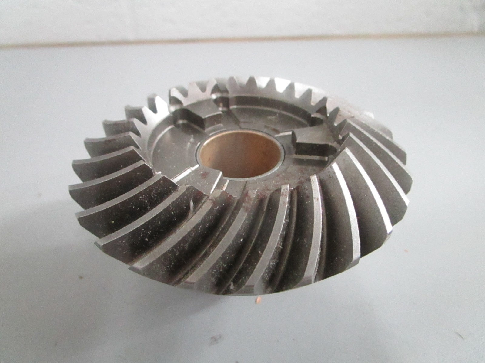 NEW OEM 323481 0323481 OMC Johnson Evinrude 26T Gear 0820