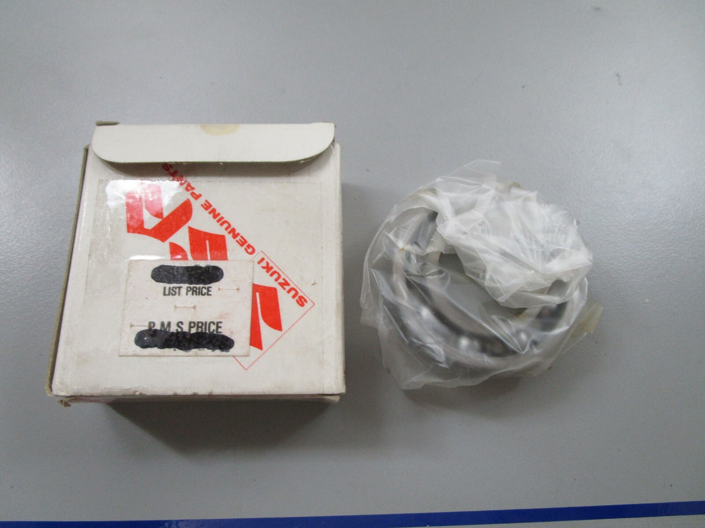 *NEW OEM* 0770 Suzuki Ball Bearing 09262-22021