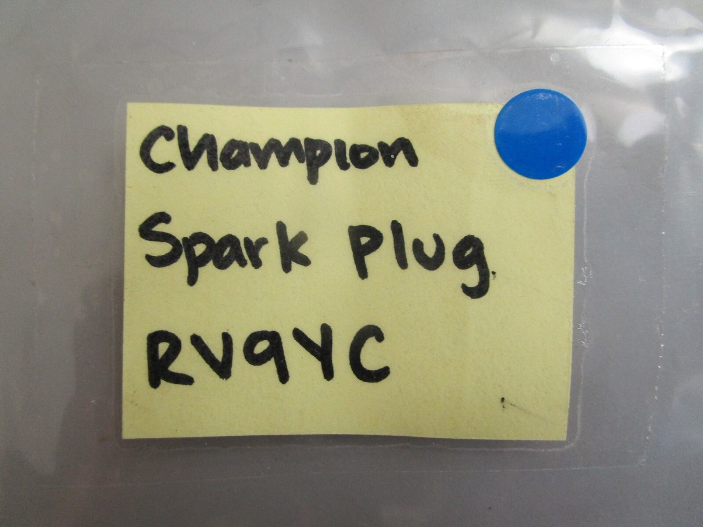 *NEW* (LOT OF 8) 0820 Champion Spark Plug RV9YC