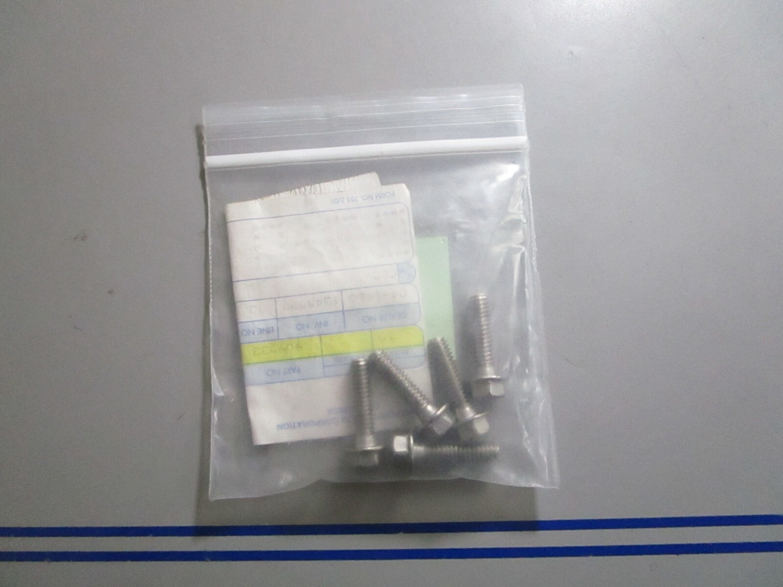 *NEW OEM* (LOT OF 5) 0810 OMC Johnson Evinrude Screw 909533 0909533