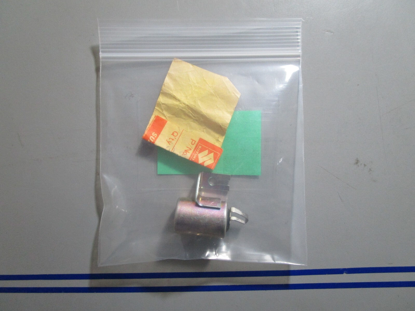 *NEW OEM* 0810 Suzuki Condenser 32341-98030