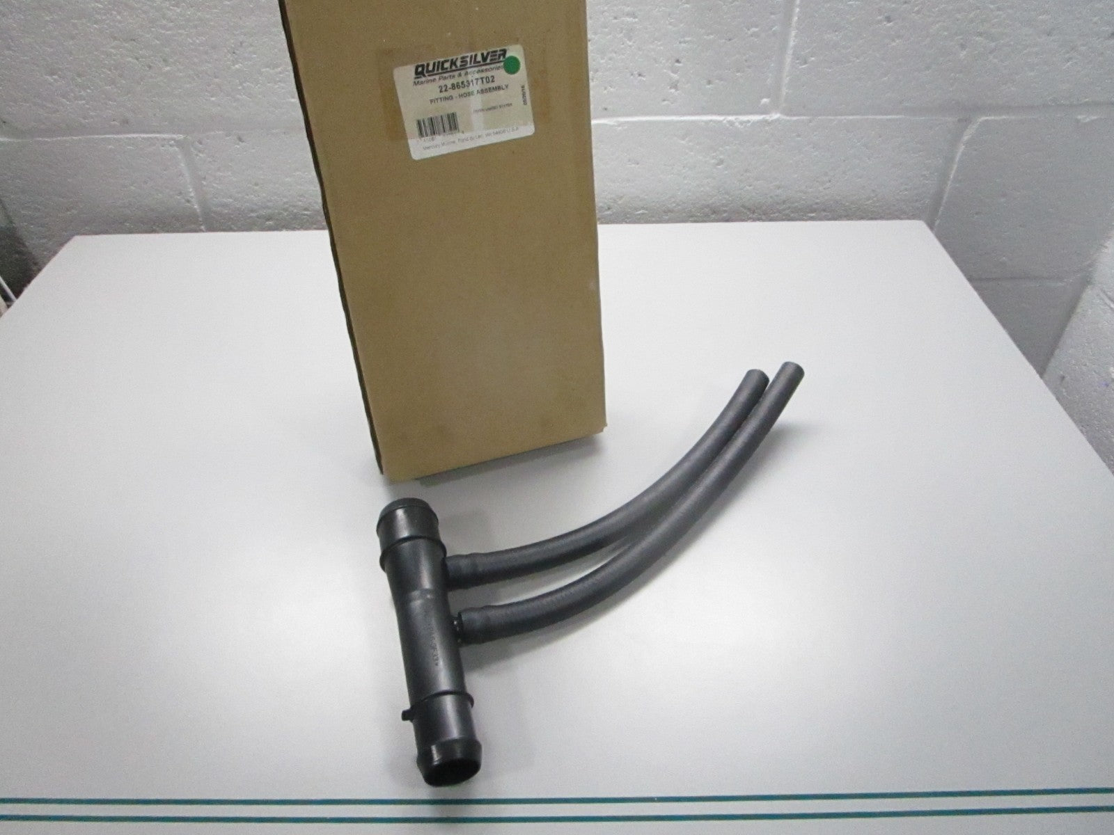 NEW OEM 22-865317T02 Mercury Quicksilver Hose Assembly Fitting 0810