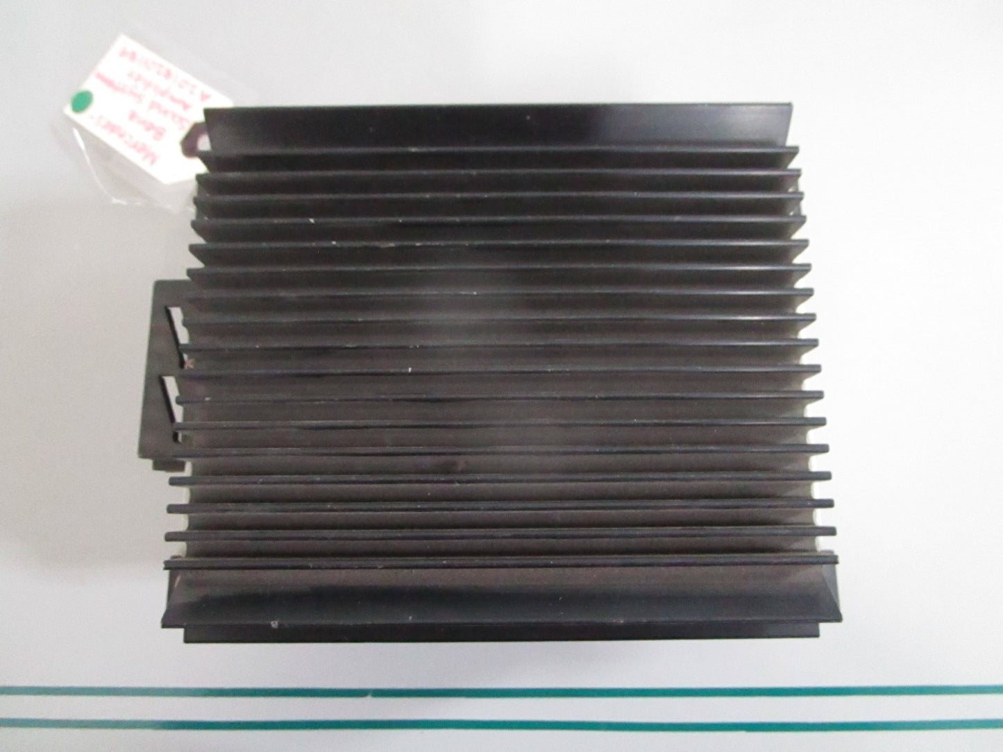 NEW OEM A2018201189 Mercedes-Benz Sound System Amplifier 0820
