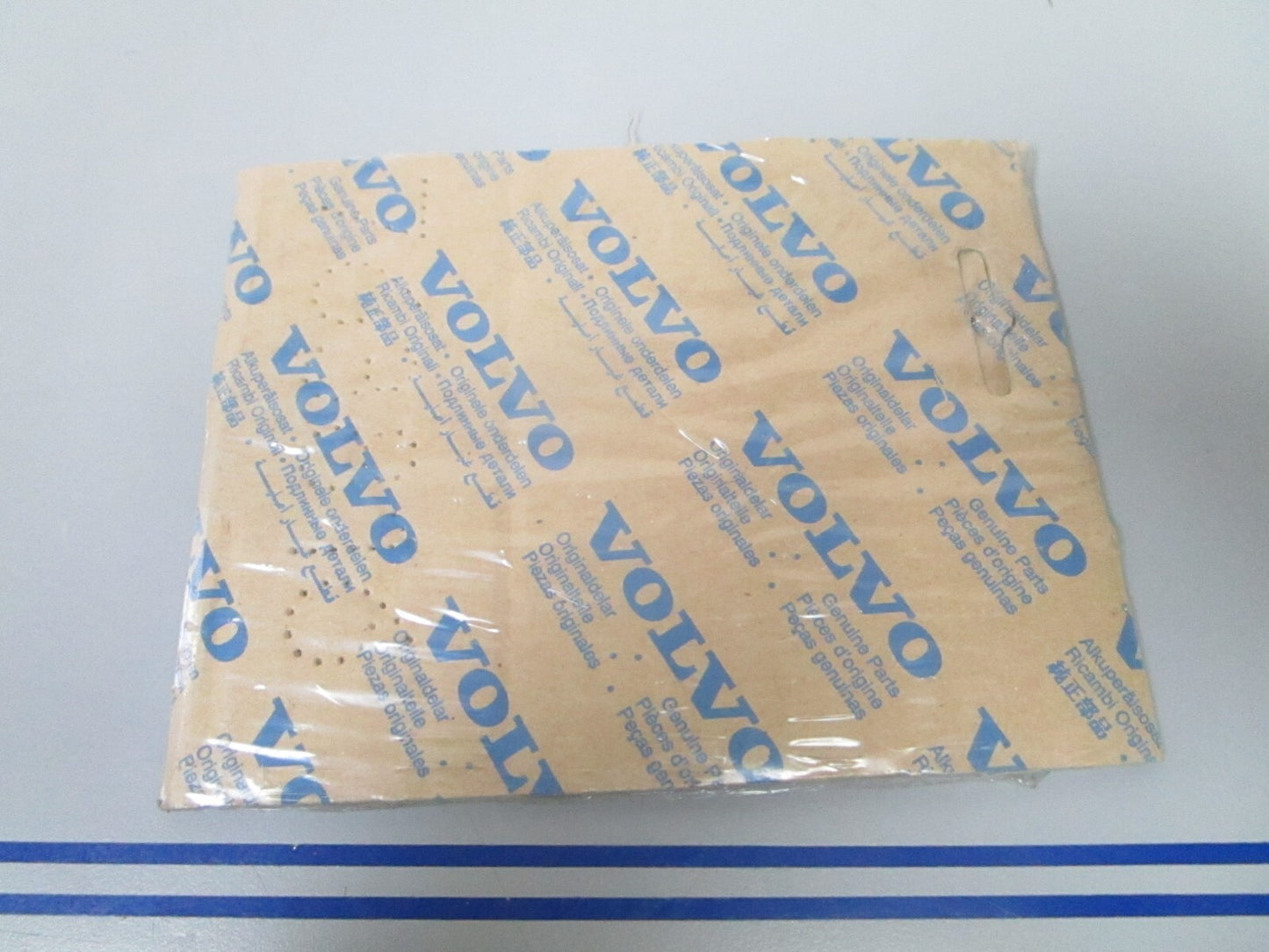 *NEW OEM* 0810 Volvo Penta Gasket 1378491