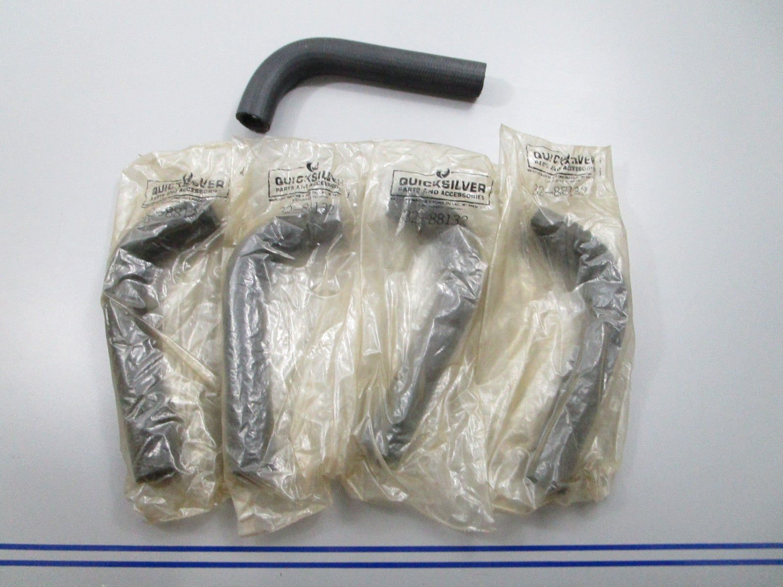 *NEW OEM* (LOT OF 5) 0810 Mercury Quicksilver Hose 32-88132