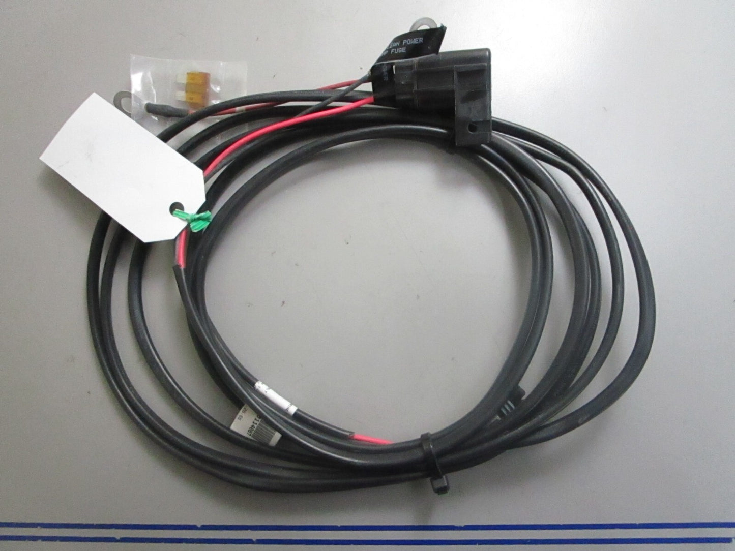 *NEW OEM* 0820 Mercury Quicksilver Power Harness Ay 8M0114087