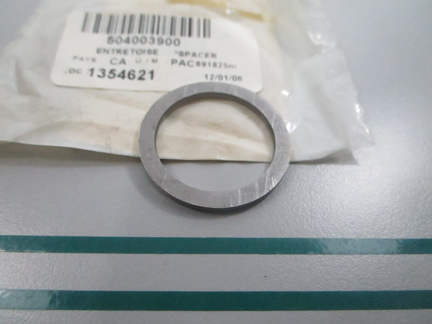 NEW 504003900 Ski-Doo Spacer 0810