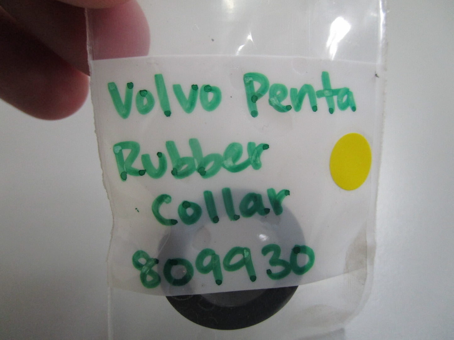 *NEW OEM* 0810 Volvo Penta Rubber Collar 809930