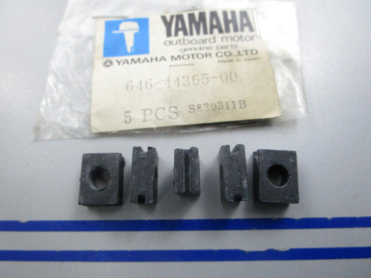 NEW OEM (LOT OF 5) 646-44365-00-00 Yamaha Water Seal 0810
