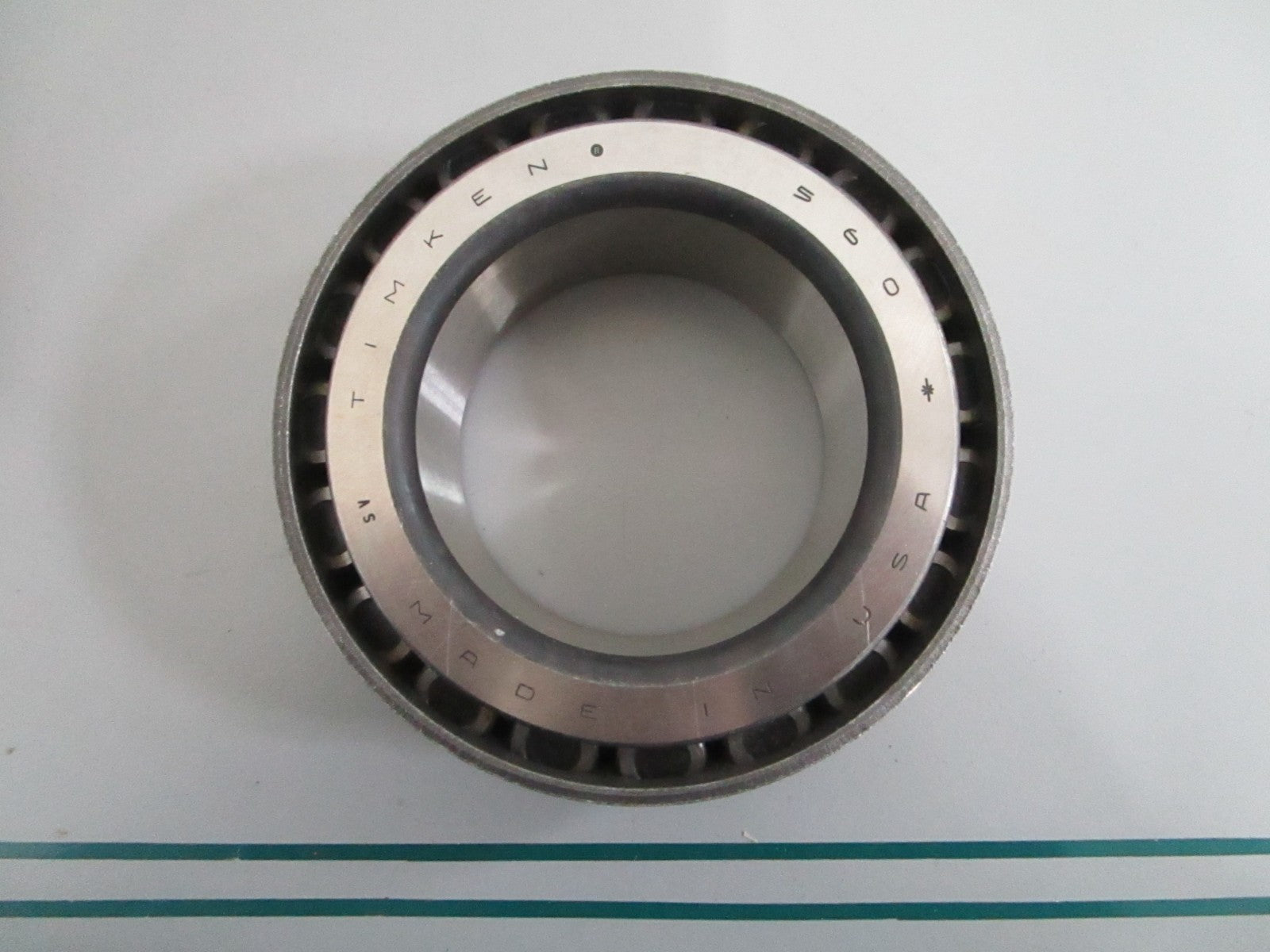 NEW OEM 560 Timken Tapered Roller Bearing 0820