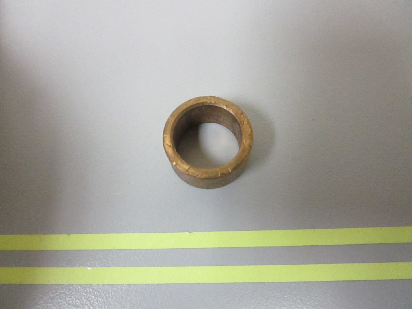 *NEW OEM* 0810 OMC Johnson Evinrude Bushing 308883 0308883